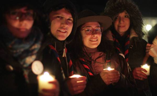 Read more about the article Demo in Rennerod: Mit Lichterkette für Toleranz